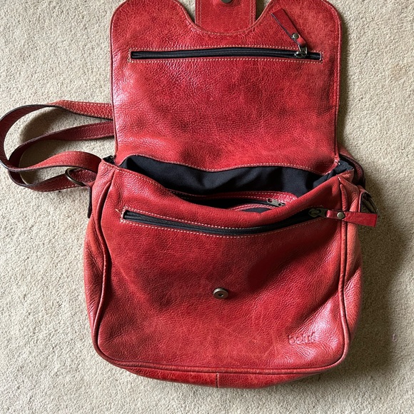 BELUA handbag Rare size 13” by 11” flap-over style leather textured - Picture 4 of 5